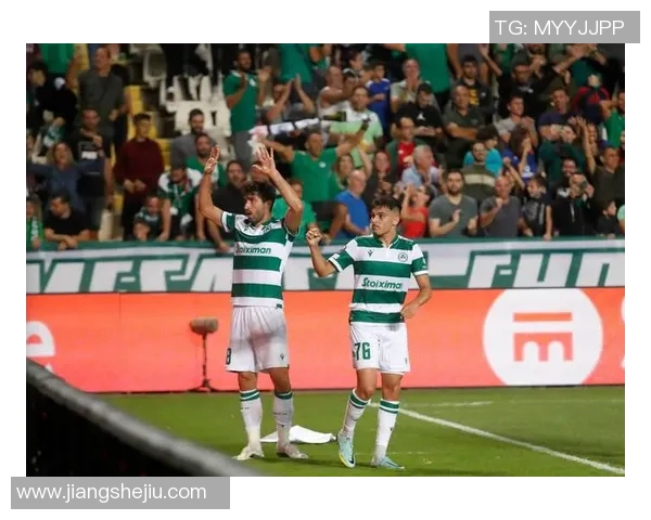 欧联杯曼联小胜里昂帽子戏法点燃全场激情瞬间回顾