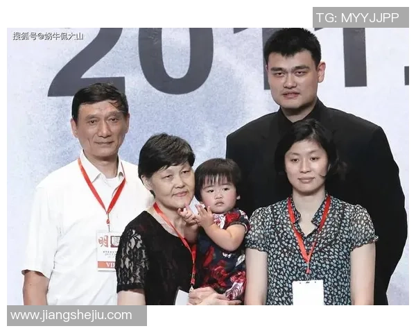 姚明徒弟最新照片曝光展现篮球天赋与青春活力